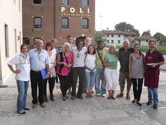 Il programma inglese  Coach Trip  fa tappa alle Poli Distillerie